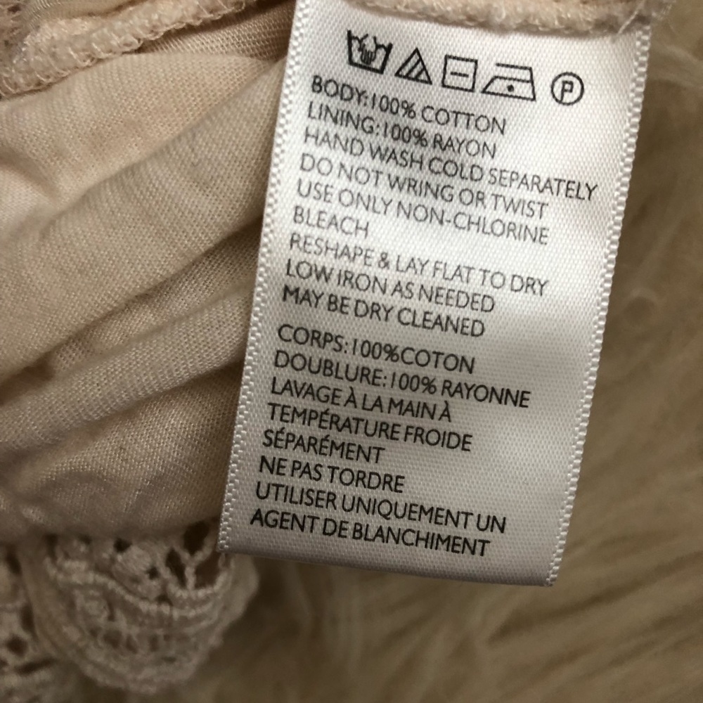 UO pins and needles crochet tank top - Picture 5 of 5